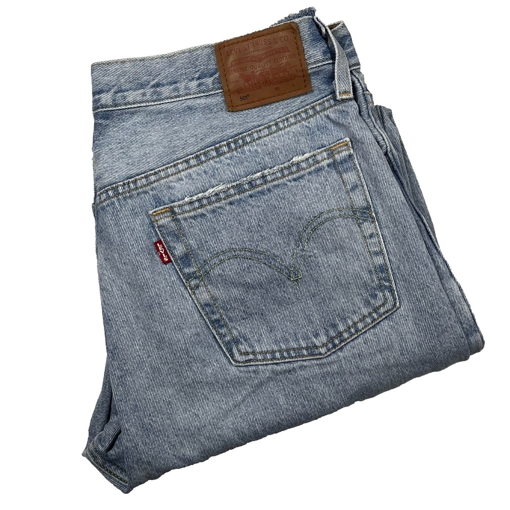 Levis 501 Original Premium Button Fly Jeans Mens 32x32 (Fits 34x31) Light Wash